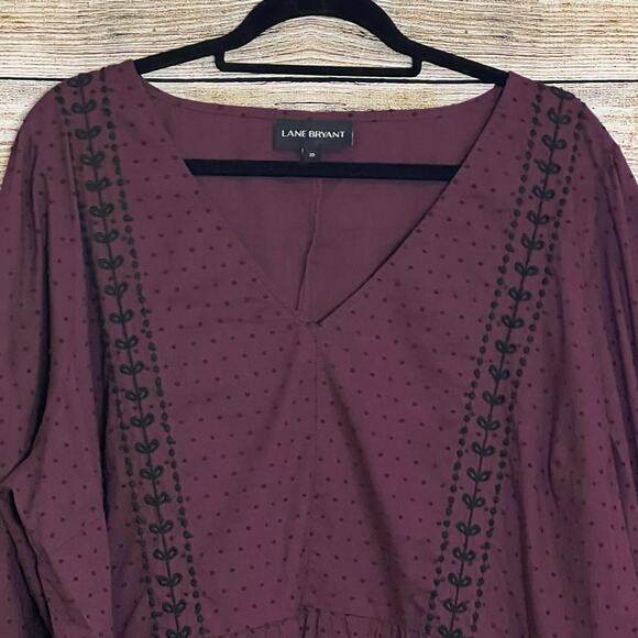 Lane Bryant Women's Top Size 20 Maroon/Burgundy Embroidered V-Neck 3/4 Sleeve - Picture 2 of 10